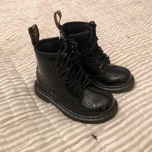 Patent leather Dr.Martens toddler